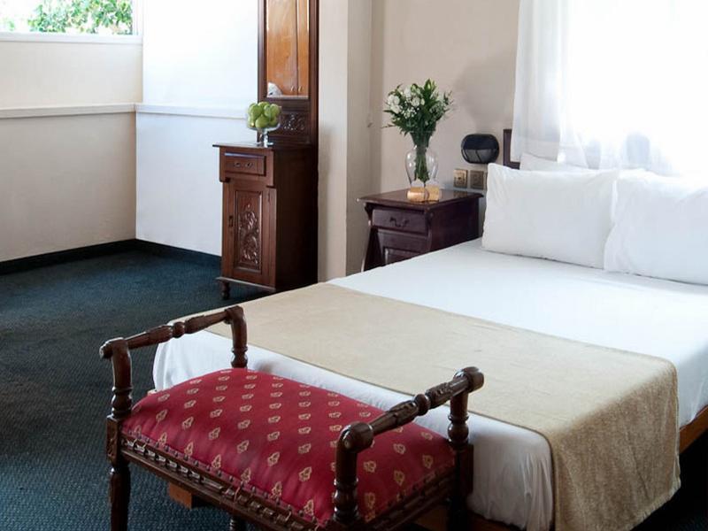 Sun Aviv Hotel Тел Авив Екстериор снимка